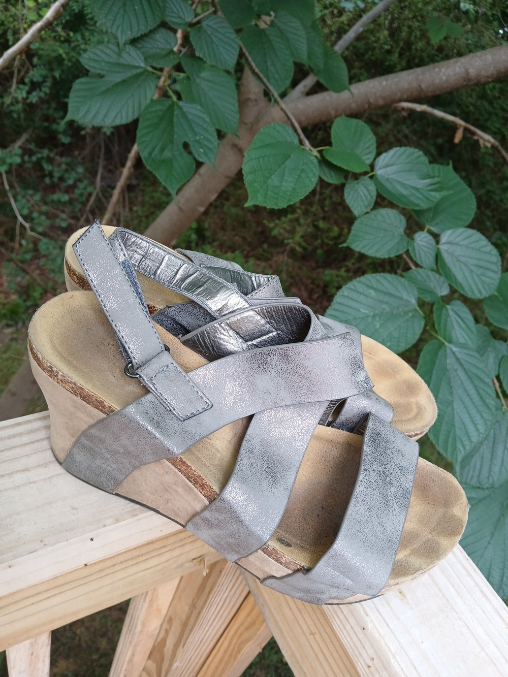 Pierre Dumas Silver Metallic Wedge Sandals